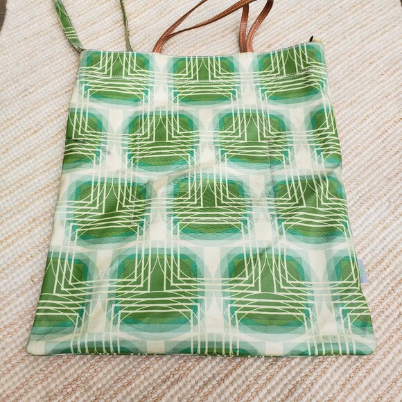 Orla Kiely green taupe tote bg and small pouch set - Picture 4 of 7